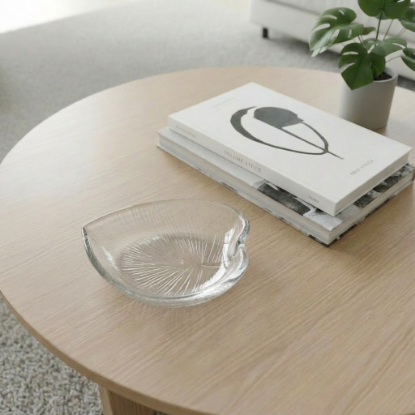 Immagine di Foglia cut line Tapio Wirkkla